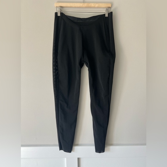 NWT SKIMS Sheer Sculpt Low Back Cropped Legging in Onyx Black Size 2X - Picture 8 of 12